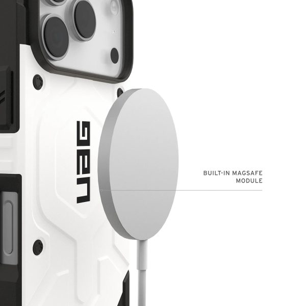 Pathfinder iPhone 17/17 ProMax/17 Air/17 Pro Case - Image 2