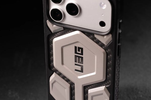 Monarch Pro iPhone 17/17 Pro/17 Air/17 Pro Max Case Titanium - Image 2